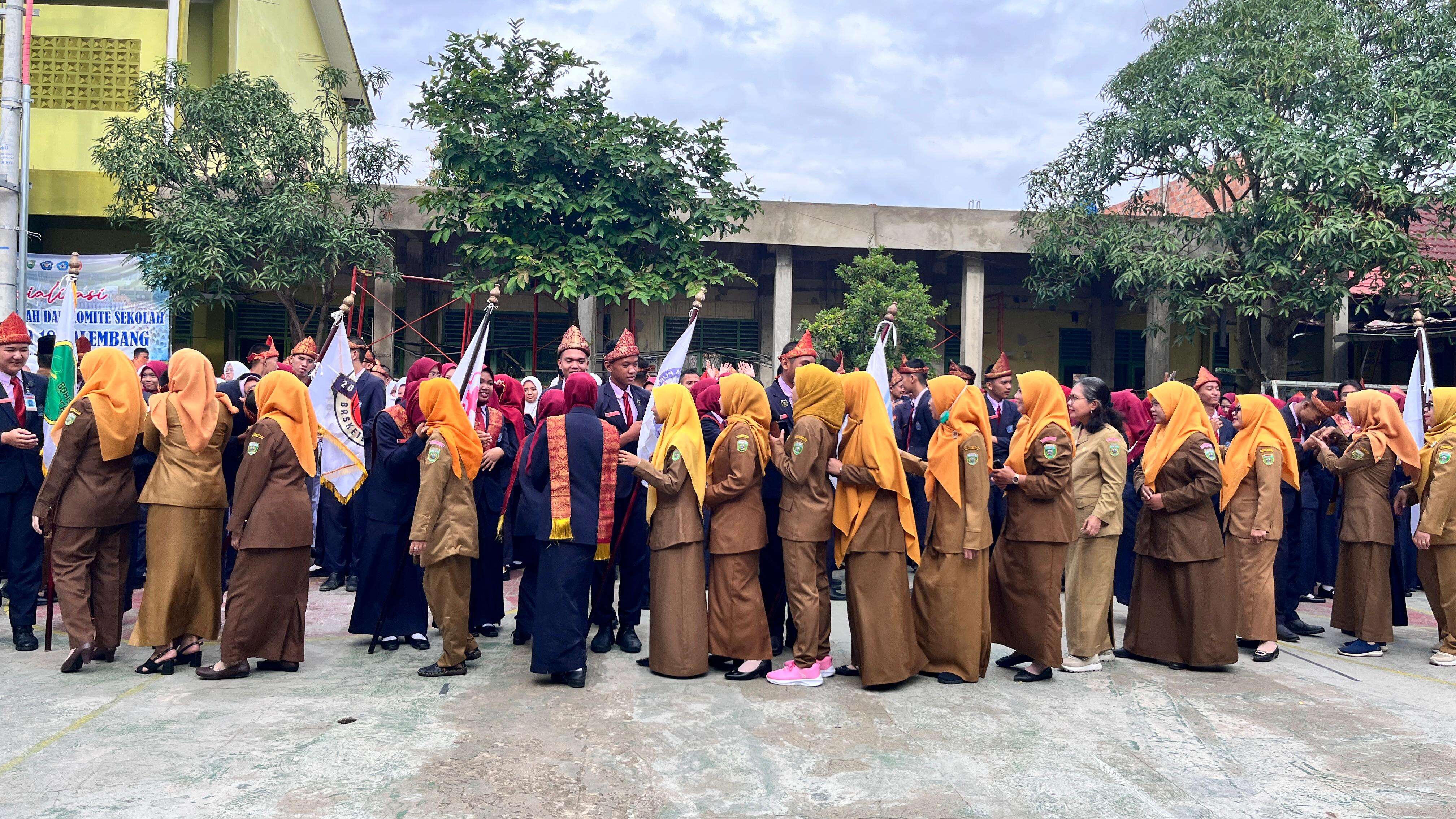 SERAH TERIMA PENGURUS OSIS/MPK/EKSTRAKURIKULER PERIODE 2025/2026 , SMA NEGERI 18 PALEMBANG